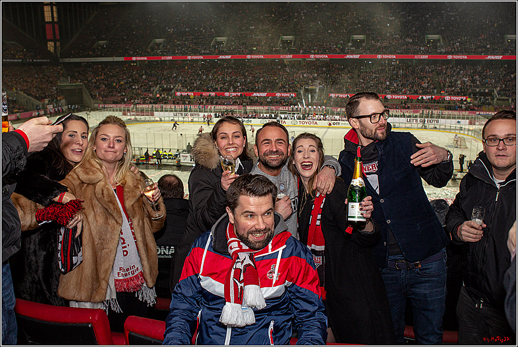 DEL Wintergame; Koelner Haie - Duesseldorfer EG; Koeln, 12.01.2019